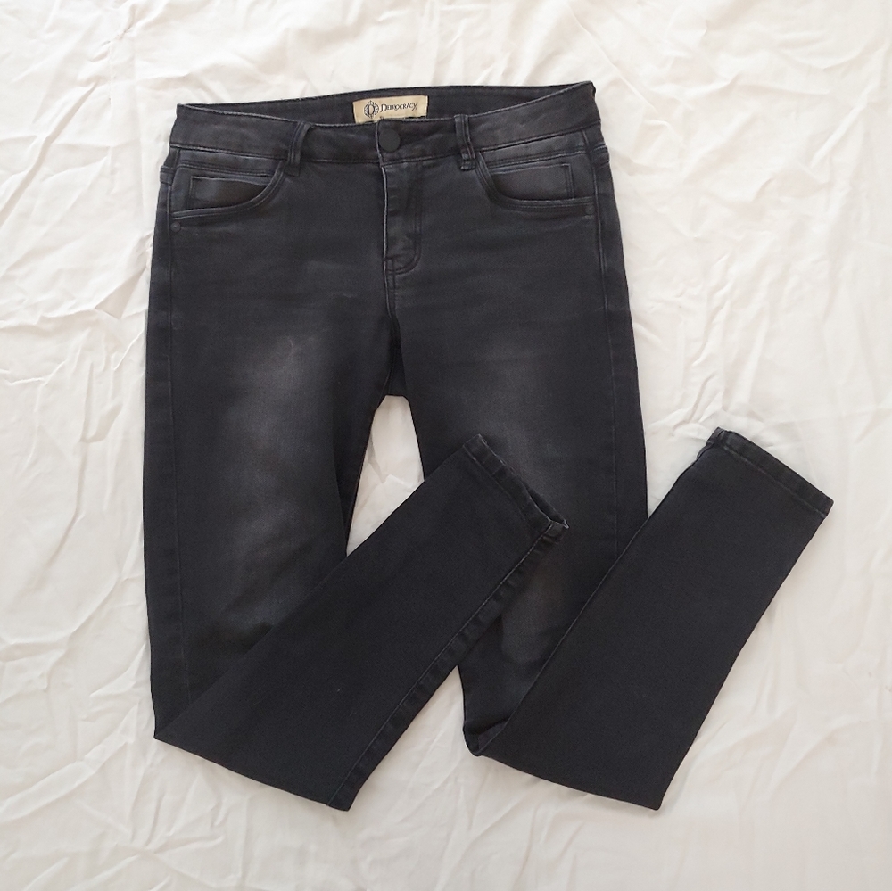 Democracy Size 2 Black Skinny Jeans